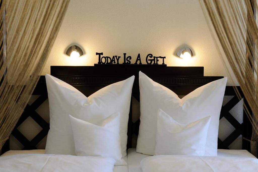 Hotel Inspiration Garni Tittmoning Rum bild